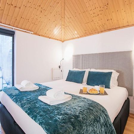 Vila Terra Luxury Apartments III บีลาโนวาเดกายา ภายนอก รูปภาพ
