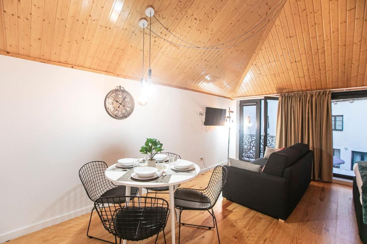 Vila Terra Luxury Apartments III บีลาโนวาเดกายา ภายนอก รูปภาพ