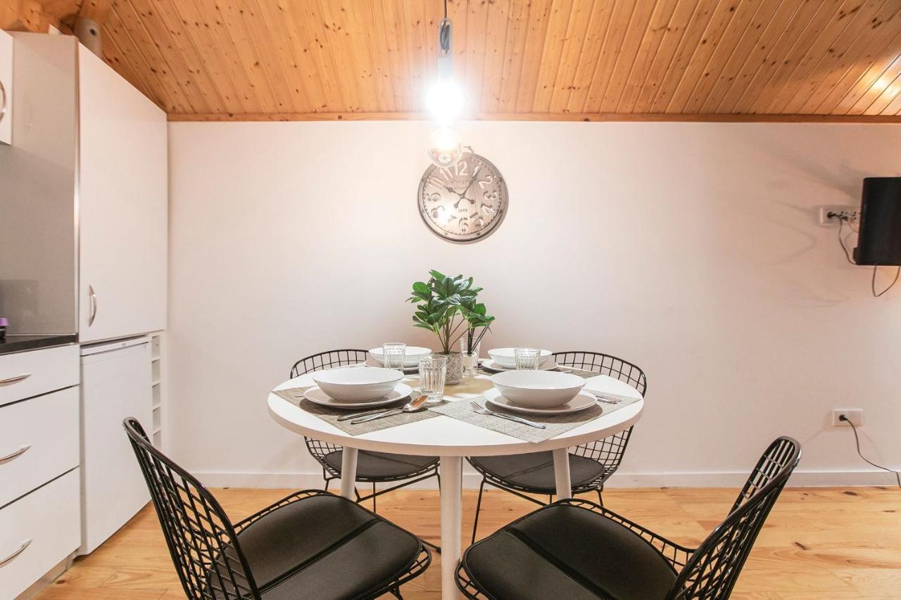 Vila Terra Luxury Apartments III บีลาโนวาเดกายา ภายนอก รูปภาพ